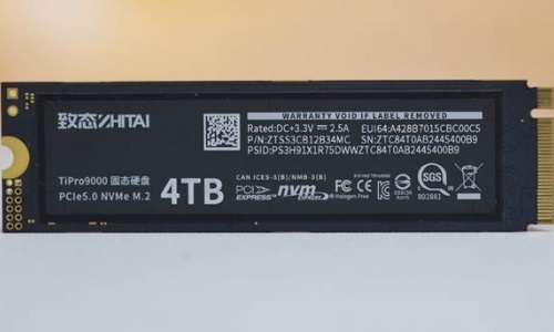 致态TiPro9000 4TB SSD评测：性能巅峰再续，单面设计能否迎来8TB时代？